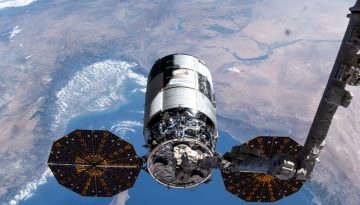“Έμεινε” από κινητήρα το διαστημόπλοιο Cygnus XL που μεταφέρει εφόδια στο Διεθνή Διαστημικό Σταθμό