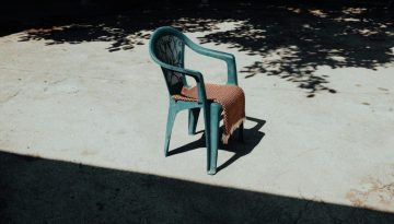 Η απλή κίνηση που αποκαλύπτει πώς γερνάτε