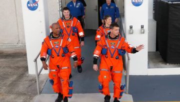 Μασκ και Μπέζος στη νέα κούρσα για την κατάκτηση της Σελήνης