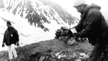 Σαν σήμερα 23 Δεκεμβρίου: Οι 16 επιζώντες που νίκησαν τον θάνατο στις παγωμένες Άνδεις – Η ακραία μάχη για επιβίωση