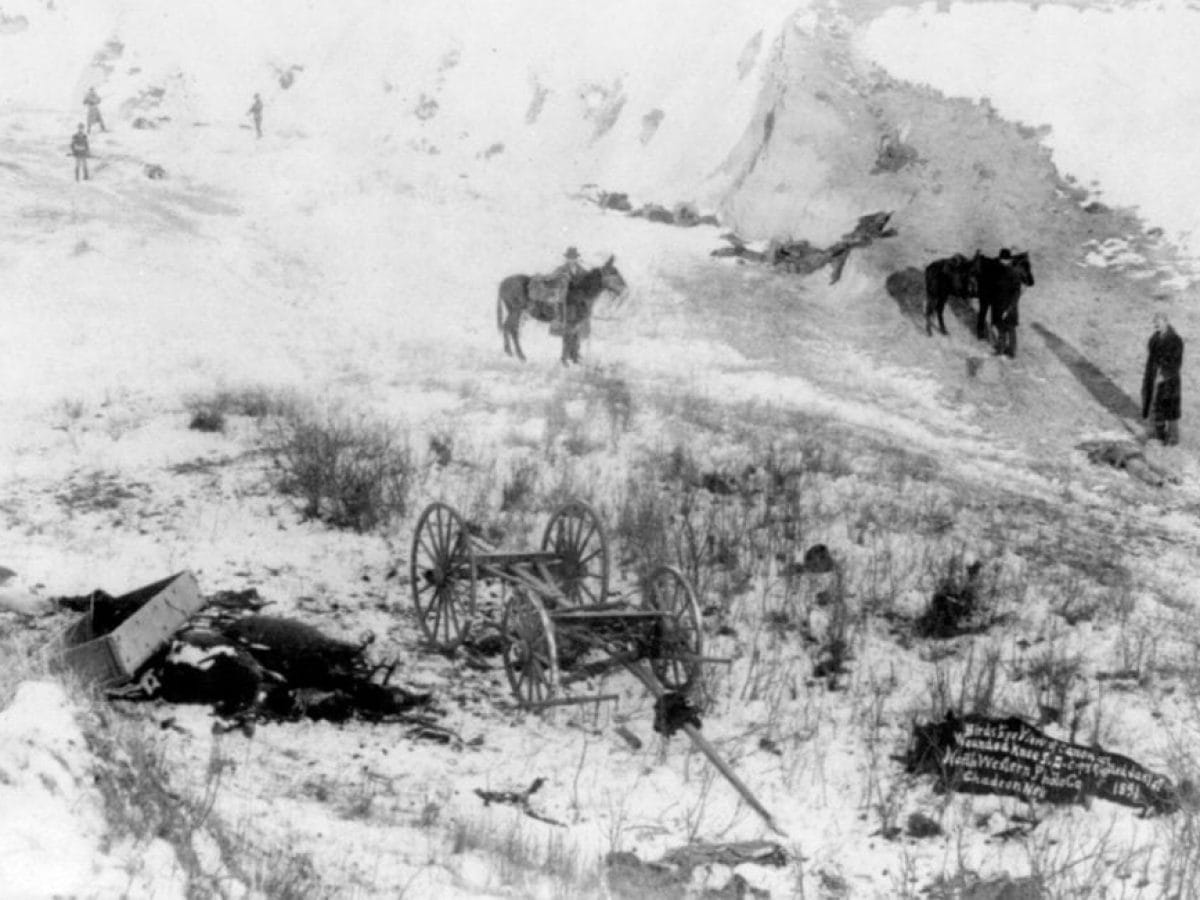 Σαν σήμερα 29 Δεκεμβρίου: Η Σφαγή του Πληγωμένου Γονάτου – Η πιο αιματηρή μαζική ένοπλη δολοφονία στις ΗΠΑ