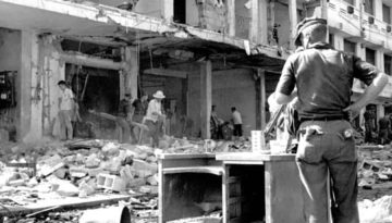 ΣΑΝ ΣΗΜΕΡΑ – 24 Δεκεμβρίου 1964: Μια βομβιστική επίθεση στη Σαϊγκόν, φέρνει την αμερικανική κλιμάκωση στο Βιετνάμ