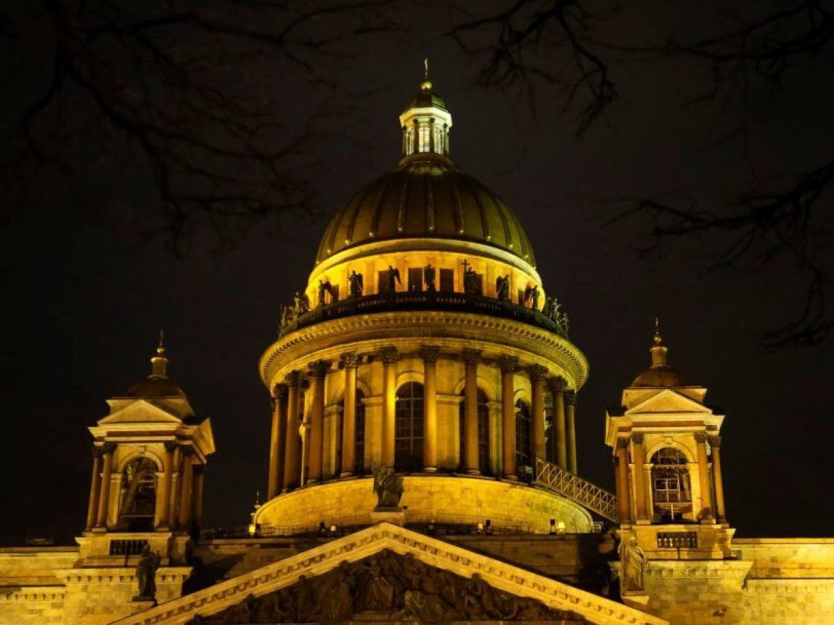 Αγία Πετρούπολη: Ονειρικό επίτευγμα ενός μυθικού τσάρου