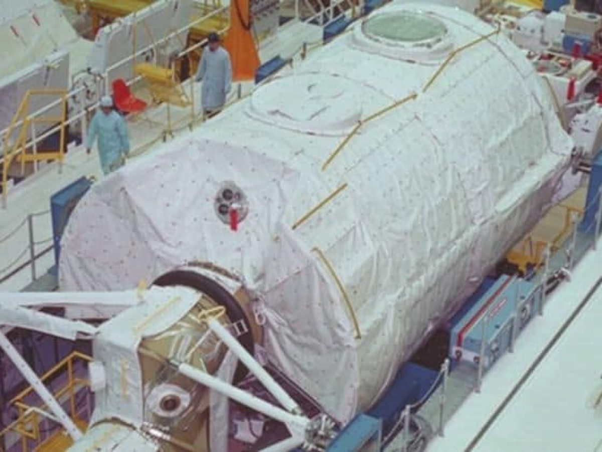 Από την ιστορία του αγώνα για την “κατάκτηση” του διαστήματος: Κατασκευή του Spacelab 1