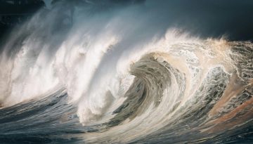 Ο πλανήτης σε σοκ: Πού καταγράφηκαν κύματα-τέρατα ψηλότερα κι από την Αψίδα του Θριάμβου!