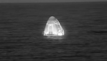 Πίσω στη Γη το πλήρωμα της NASA μετά το πρωτοφανές ιατρικό απρόοπτο στον ISS