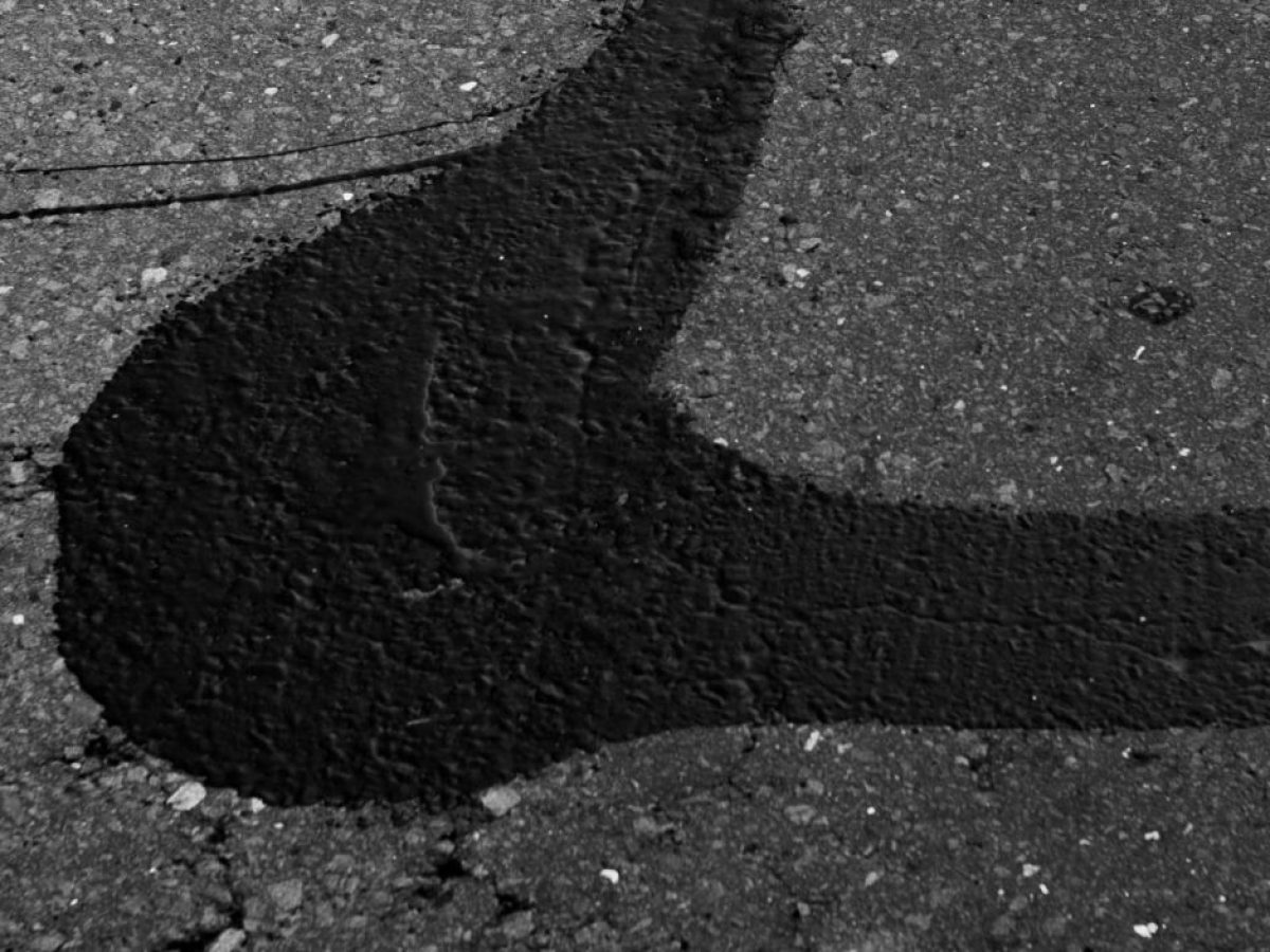 Το πείραμα της υπομονής: Η πίσσα που… σταγόνα-σταγόνα βασανίζει τους επιστήμονες εδώ και σχεδόν 100 χρόνια