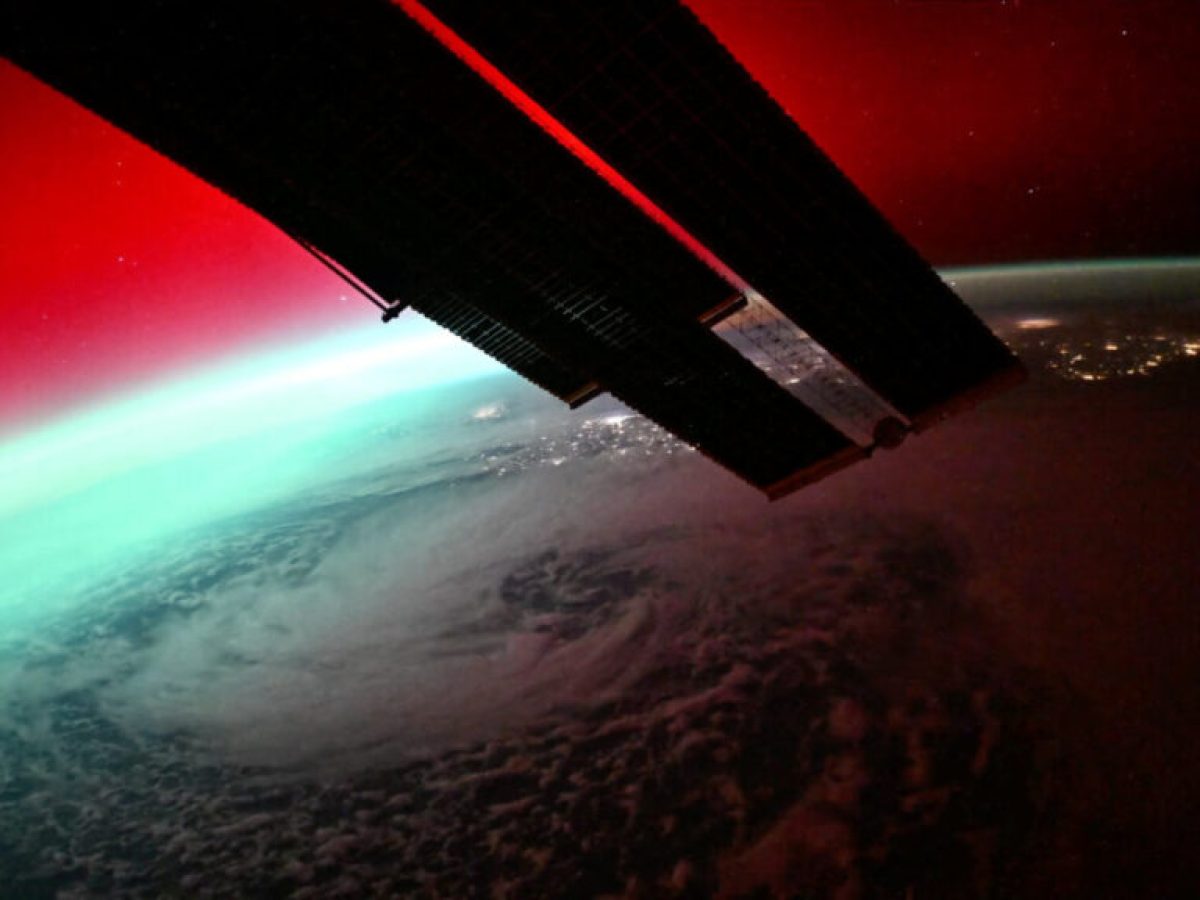 Το Βόρειο Σέλας από (πολύ) ψηλά