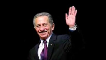 16 Φεβρουαρίου 2003: Εκλέγεται πρόεδρος της Κύπρου ο Τάσσος Παπαδόπουλος