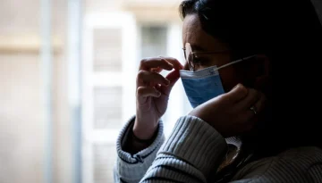 Long covid: Επιπτώσεις στον εγκέφαλο παρόμοιες με αυτές του Alzheimer