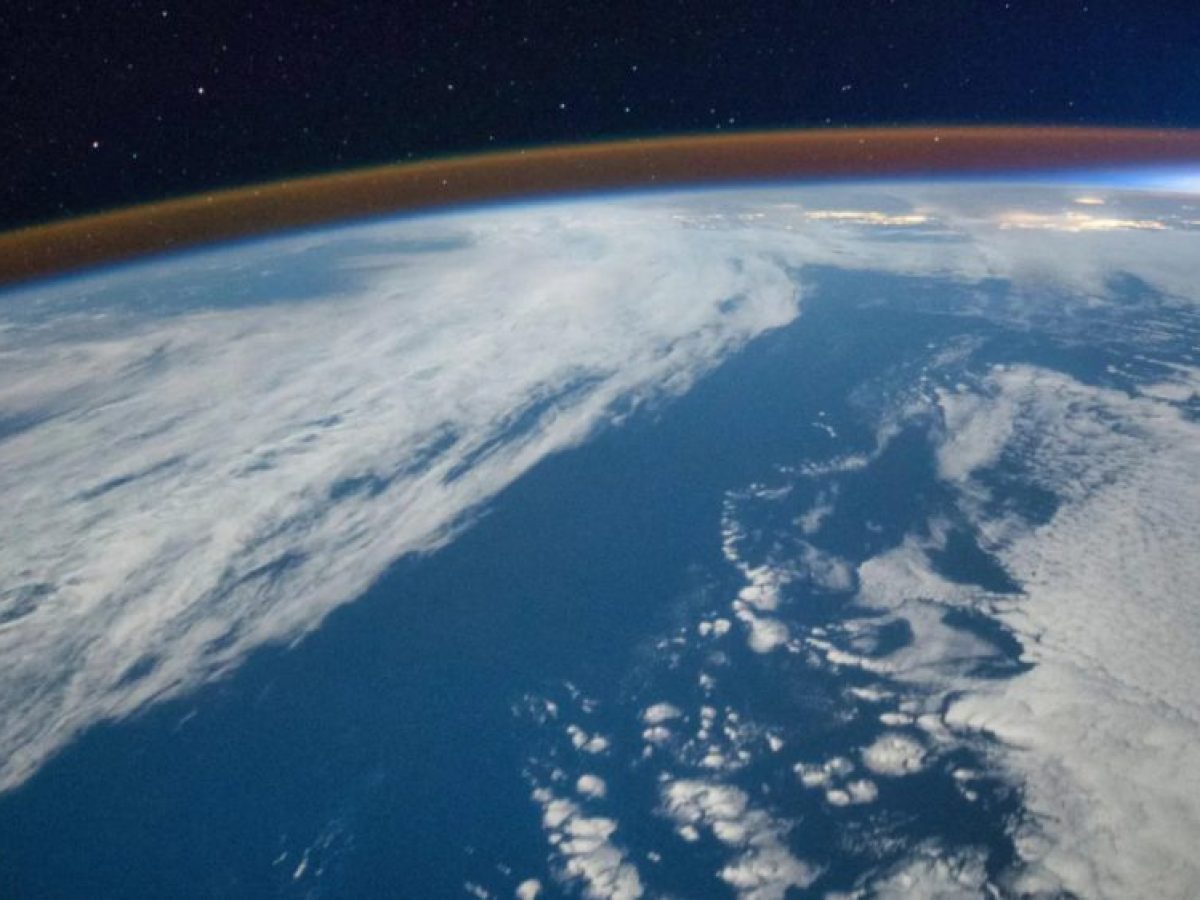 Επιστημονικό σοκ: Μια αόρατη χημική βροχή πέφτει σε όλο τον πλανήτη