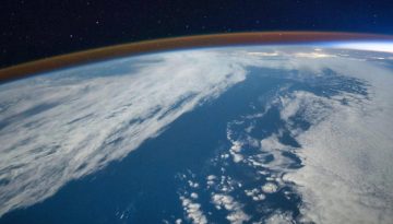 Επιστημονικό σοκ: Μια αόρατη χημική βροχή πέφτει σε όλο τον πλανήτη