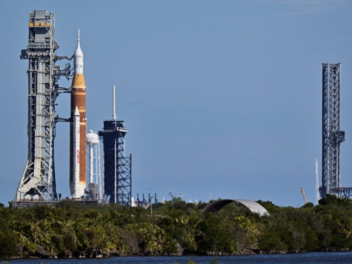 ΗΠΑ: Αναβάλλεται λόγω βλάβης η εκτόξευση του πυραύλου που θα μετέφερε αστροναύτες γύρω απο τη Σελήνη