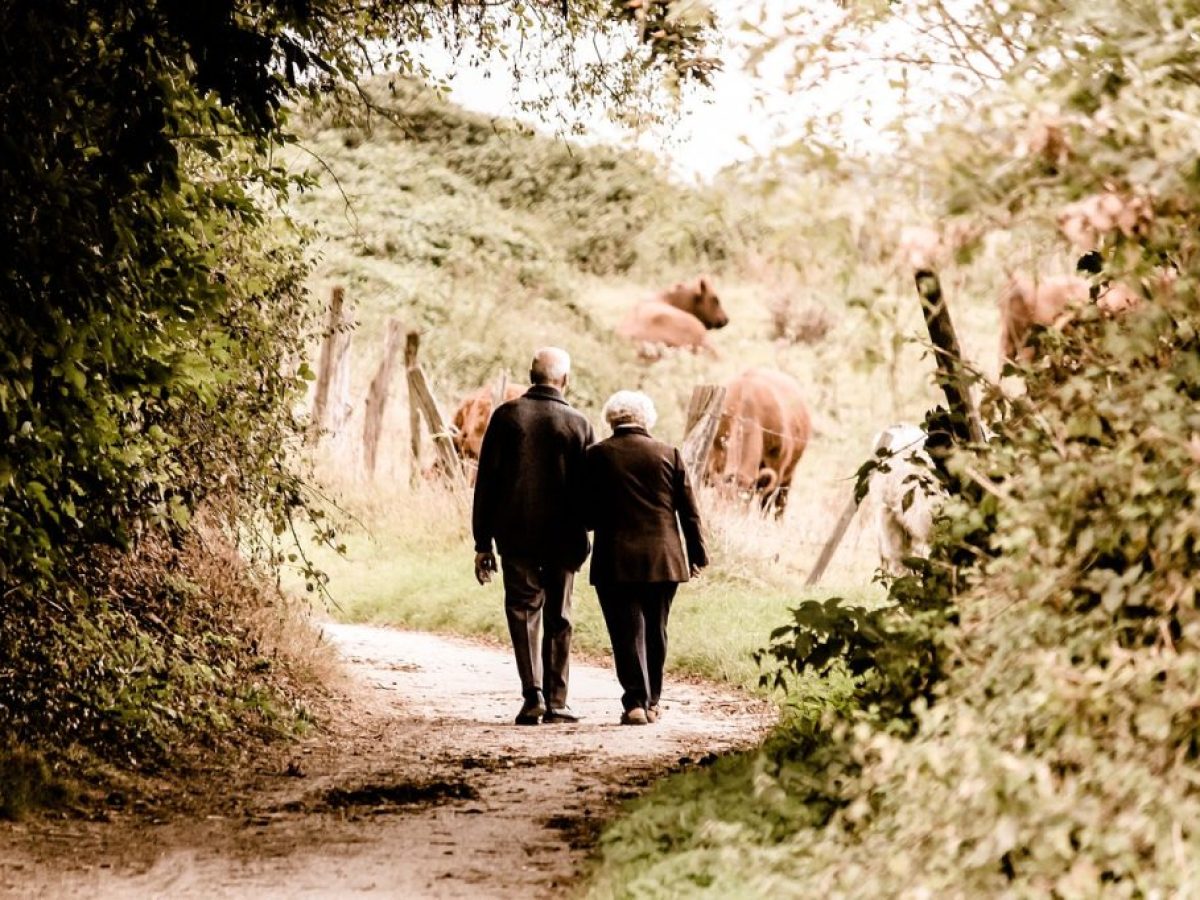 Σάλος στις ΗΠΑ: Αντιψυχωτικά φάρμακα σε ηλικιωμένους με άνοια – Θεραπεία ή «χημική καταστολή»;