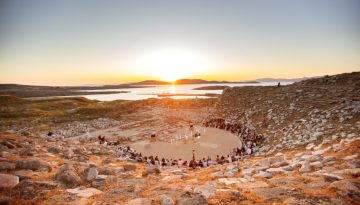Ά&rho;&tau;&epsilon;&mu;&iota;&sigmaf;: &alpha;&pi;ό &tau;&eta; &Delta;ή&lambda;&omicron; &sigma;&tau;&eta; &Sigma;&epsilon;&lambda;ή&nu;&eta; &ndash; &Eta; &alpha;&pi;&omicron;&sigma;&tau;&omicron;&lambda;ή Artemis II &kappa;&alpha;&iota; &tau;&omicron; &delta;&iota;&alpha;&chi;&rho;&omicron;&nu;&iota;&kappa;ό &mu;ή&nu;&upsilon;&mu;&alpha; &tau;&eta;&sigmaf; ALPHA MISSION &ndash; &Delta;ELOS
