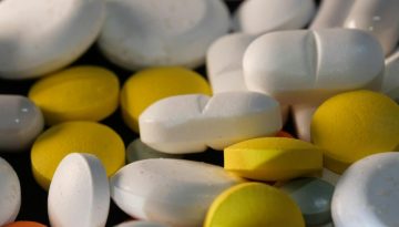 &Alpha;&nu;&alpha;&tau;&rho;&omicron;&pi;ή &sigma;&tau;&eta;&nu; &omicron;&gamma;&kappa;&omicron;&lambda;&omicron;&gamma;ί&alpha;: &Eta; &alpha;&sigma;&pi;&iota;&rho;ί&nu;&eta; &mu;&epsilon;&iota;ώ&nu;&epsilon;&iota; &tau;&omicron;&nu; &kappa;ί&nu;&delta;&upsilon;&nu;&omicron; &tau;&omicron;&upsilon; &kappa;&alpha;&rho;&kappa;ί&nu;&omicron;&upsilon; &ndash; Έ&nu;&alpha; &phi;ά&rho;&mu;&alpha;&kappa;&omicron; 4.000 &epsilon;&tau;ώ&nu; &kappa;ά&nu;&epsilon;&iota; &gamma;&iota;&alpha; ό&lambda;&alpha;;