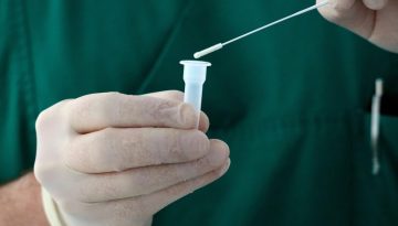 Επανάσταση στη μάχη κατά του Αλτσχάιμερ: Διάγνωση με εξέταση σαν του Covid
