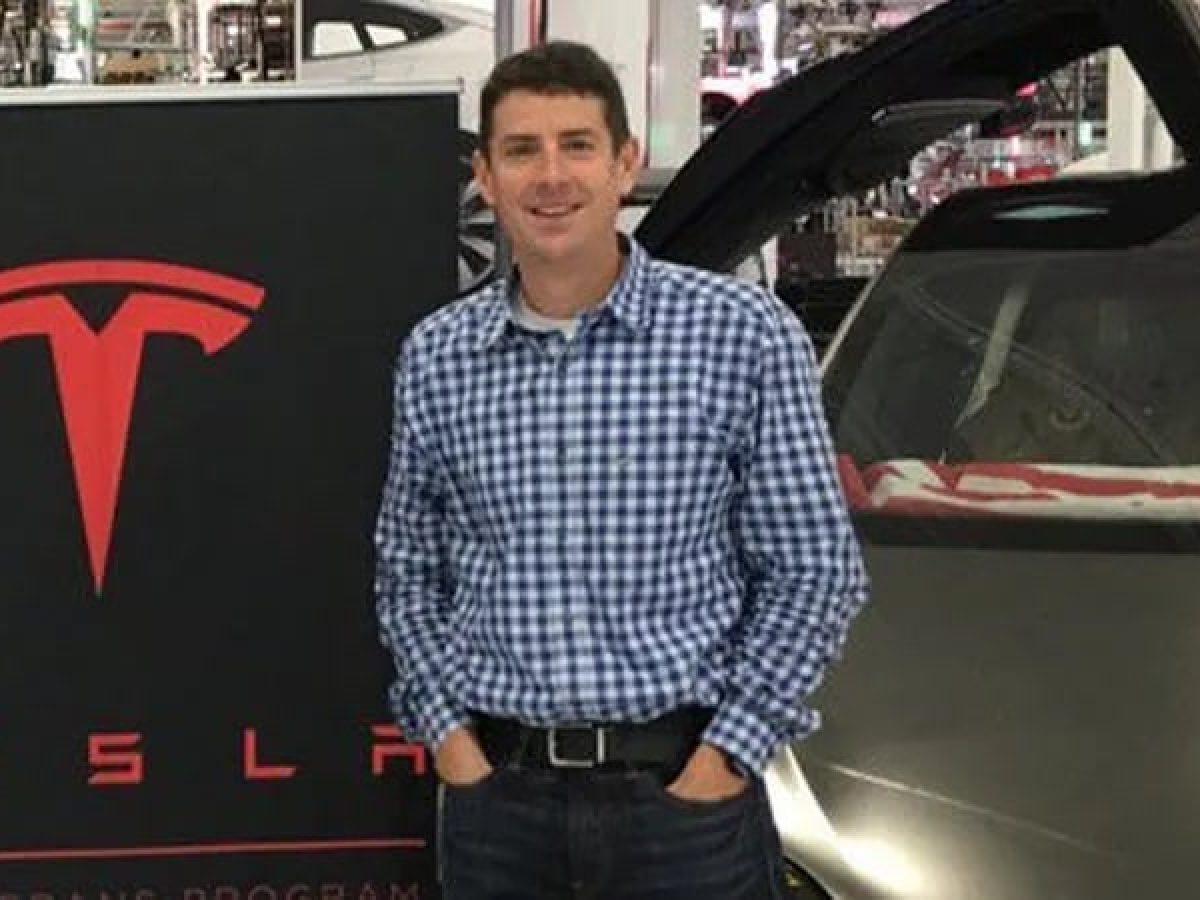 Οδηγός επιβίωσης με αφεντικό τον Ελον Μασκ