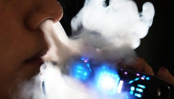 Π. Μπεχράκης στο ΕΡΤnews: Μέτρα προστασίας από την αφρικανική σκόνη – Οι κίνδυνοι του εθισμού από μικρή ηλικία στο άτμισμα