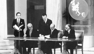 28 Μαΐου σαν σήμερα: 1979 υπογράφεται η συμφωνία ένταξης της Ελλάδας στην ΕΟΚ