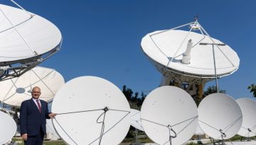 Χριστόδουλος Πρωτοπαπάς: 25 χρόνια στην Hellas Sat, η ζωντανή ιστορία των ελληνικών δορυφόρων