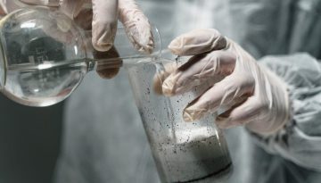 Δανία: Έρευνα φέρνει ελπίδες για την αντιμετώπιση των «παντοτινών χημικών»