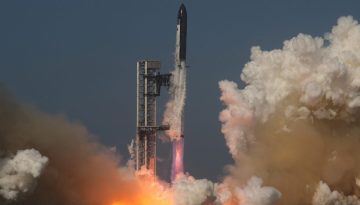 Το νέο Starship V3 της SpaceX απογειώθηκε με επιτυχία στην πρώτη του δοκιμή