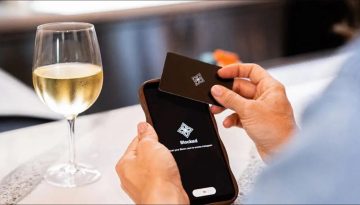 &laquo;Anti-appy hour&raquo;: &Eta; &nu;έ&alpha; &tau;ά&sigma;&eta; &sigma;&tau;&alpha; &xi;&epsilon;&nu;&omicron;&delta;&omicron;&chi;&epsilon;ί&alpha; &pi;&omicron;&upsilon; &beta;ά&zeta;&epsilon;&iota; &phi;&rho;έ&nu;&omicron; &sigma;&tau;&alpha; social media