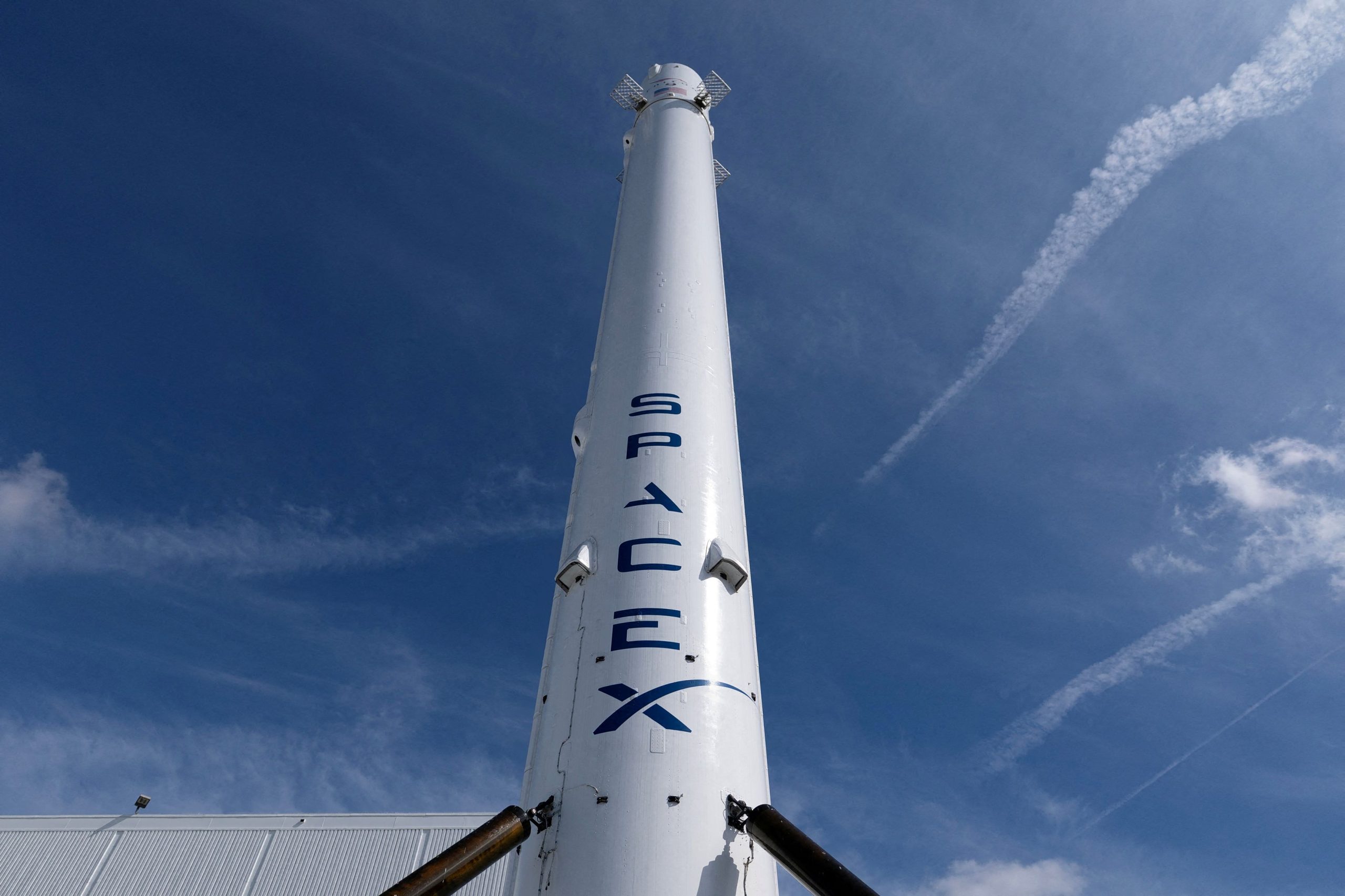 SpaceX-protini-apotimisi-18-tris