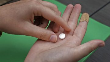 FDA: &Epsilon;&gamma;&kappa;&rho;ί&theta;&eta;&kappa;&epsilon; &nu;έ&omicron; &phi;ά&rho;&mu;&alpha;&kappa;&omicron; &gamma;&iota;&alpha; &tau;&omicron;&nu; &kappa;&alpha;&rho;&kappa;ί&nu;&omicron; &tau;&omicron;&upsilon; &pi;&alpha;&gamma;&kappa;&rho;έ&alpha;&tau;&omicron;&sigmaf; &ndash; &Sigma;&chi;&epsilon;&delta;ό&nu; &delta;&iota;&pi;&lambda;&alpha;&sigma;&iota;ά&zeta;&epsilon;&iota; &tau;&omicron;&nu; &chi;&rho;ό&nu;&omicron; &epsilon;&pi;&iota;&beta;ί&omega;&sigma;&eta;&sigmaf; &ndash; ertnews.gr